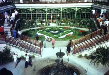 Fürhung der Gastteilnehmer durch de alten Garten und das Schweriner Schloss